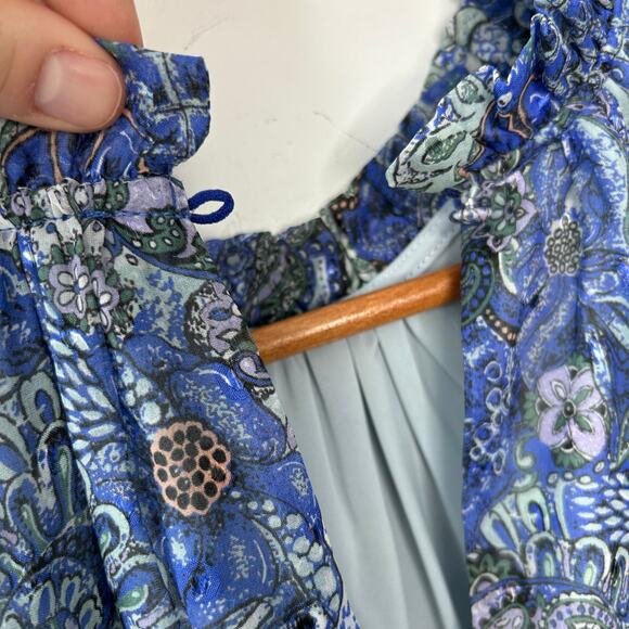 MARIE OLIVER Irena Mini Dress Size Large Silk Metallic Ruffle Smocked Boho Chic - Picture 11 of 15